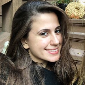 Meet your Posher, Nadmira